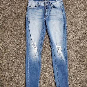 9/28 KanCan Distressed Jeans